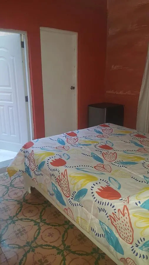 Bed & Breakfast Hotel & Restaurante Espanol Luz De Luna Boca Chica