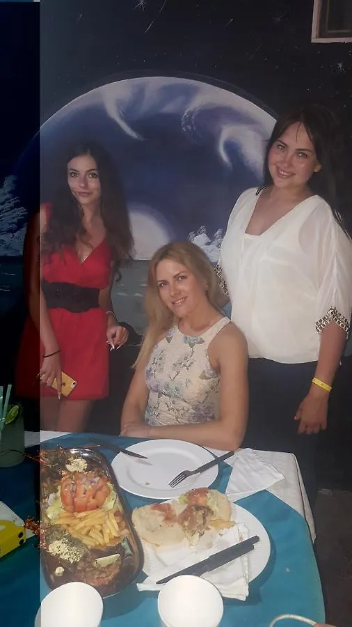 Hotel & Restaurante Espanol Luz De Luna Boca Chica Bed & Breakfast